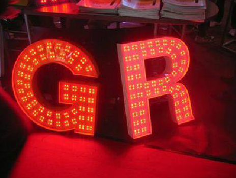 娄底LED发光字常见的安装误区。